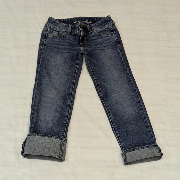 American Eagle 00 Cropped Medium Wash Jeans - Picture 1 of 14